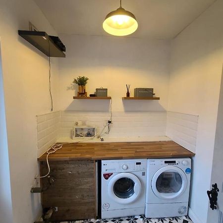 Ballycarnan Lodge Self Catering Accomodation พอร์ตลอยส์ ภายนอก รูปภาพ