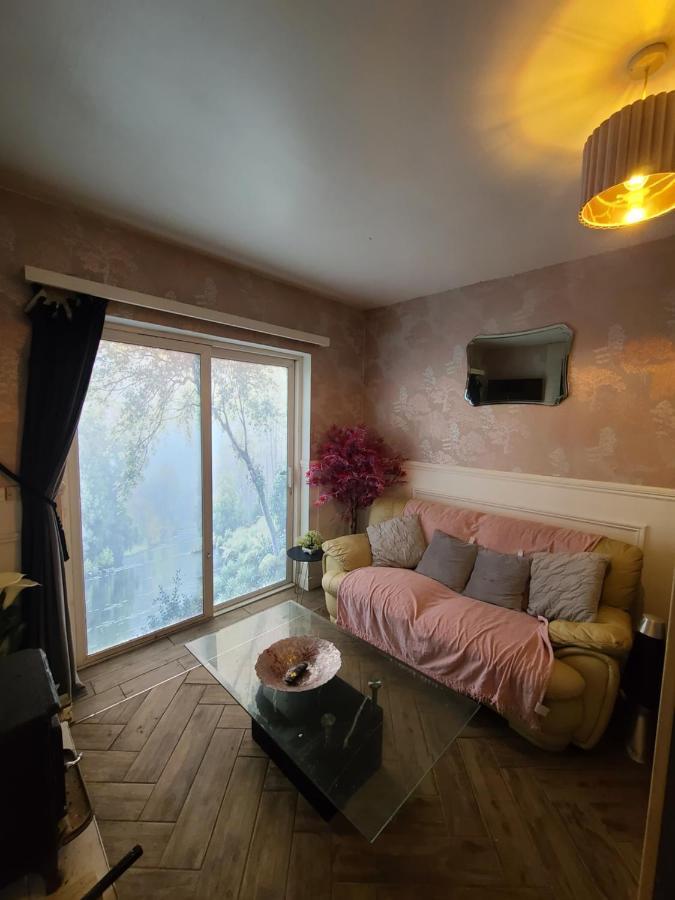 Ballycarnan Lodge Self Catering Accomodation พอร์ตลอยส์ ภายนอก รูปภาพ