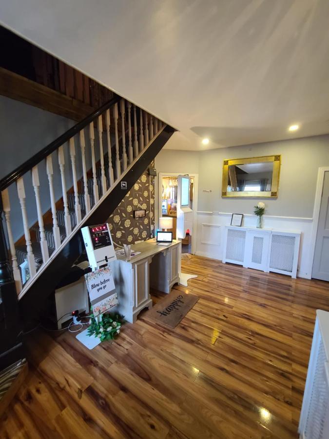 Ballycarnan Lodge Self Catering Accomodation พอร์ตลอยส์ ภายนอก รูปภาพ