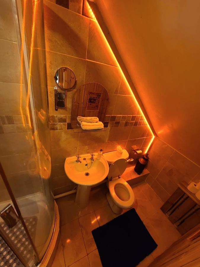 Ballycarnan Lodge Self Catering Accomodation พอร์ตลอยส์ ภายนอก รูปภาพ